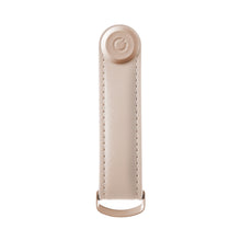 Load image into Gallery viewer, product_closeup|Schlüssel-Halter von Orbitkey, für bis zu 7 Schlüssel, Farbe Blush mit Rose Gold
