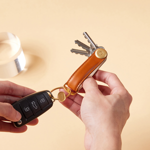 Orbitkey Key Organiser Leather + Ring v2, Cognac/Yellow Gold