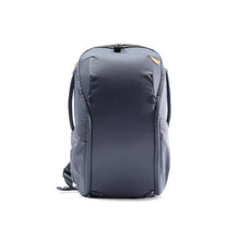 Load image into Gallery viewer, product_closeup|Peak Design Everyday Backpack Zip, Midnight Blau, 20 Liter
