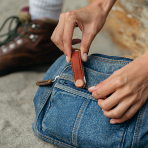 Orbitkey Key Organiser Waxed Canvas, Brick Red