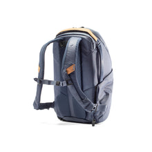 Load image into Gallery viewer, product_closeup|Peak Design Everyday Backpack Zip, Midnight Blau, 20 Liter
