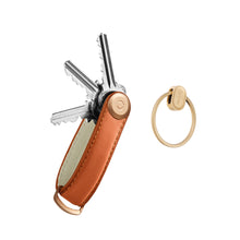 Laden Sie das Bild in den Galerie-Viewer, product_closeup|Orbitkey Key Organiser Leather + Ring v2, Cognac/Yellow Gold
