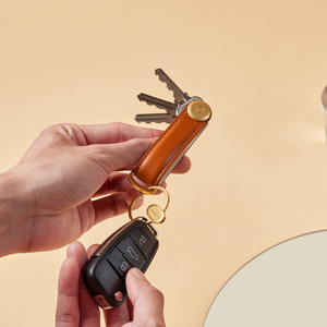 Orbitkey Key Organiser Leather + Ring v2, Cognac/Yellow Gold