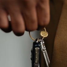 Laden Sie das Bild in den Galerie-Viewer, dark|Orbitkey Ring v2, Gold
