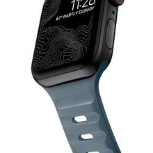 Load image into Gallery viewer, product_closeup|Apple Watch Strap in Marine Blue
