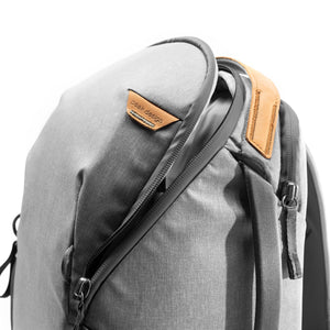 Peak Design Everyday Backpack, Zip, 15 Liter, Ash/Grau