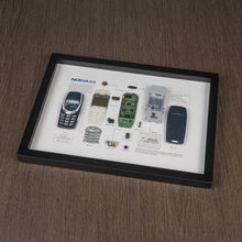 Laden Sie das Bild in den Galerie-Viewer, GRID Studio Nokia 3310
